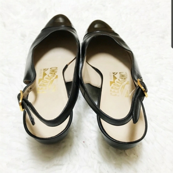 SALE Authentic Vintage Salvatore Ferragamo CapToe Sling Back Flat - Picture 3 of 5